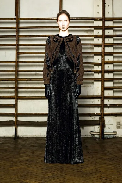 Look 5